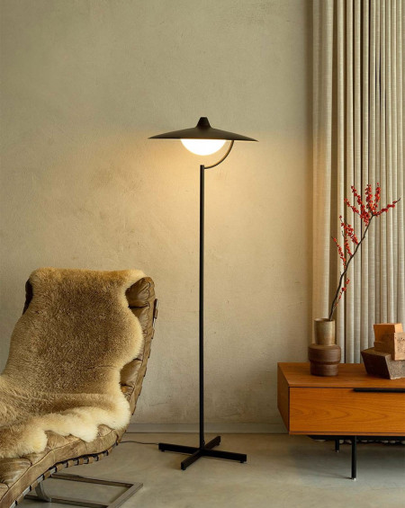 LAMPADAIRE BINY FLOOR NOIR DCW EDITIONS