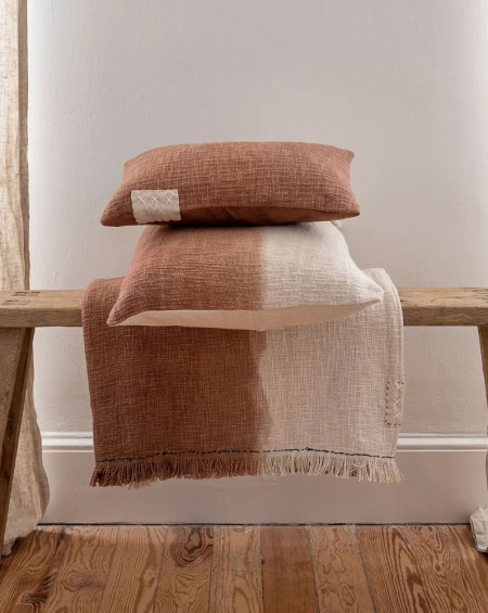 COUSSIN TIE AND DYE TALC 40X60 BISCUIT BED AND PHILOSOPHY
