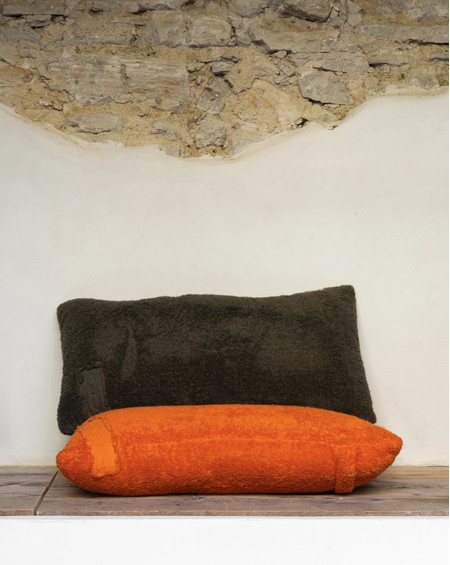 COUSSIN DE PLAGE EN EPONGE ENRICO 30X60 ORANGE BED AND PHILOSOPHY