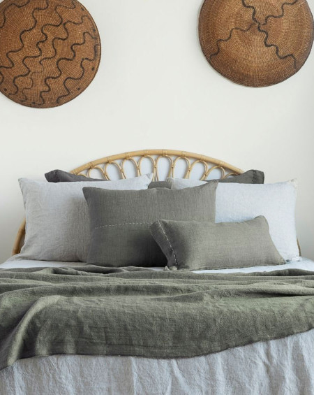 COUSSIN COPPER 50X70 VETIVER BED AND PHILOSOPHY COUSSIN COPPER 50X70 VETIVER BED AND PHILOSOPHY