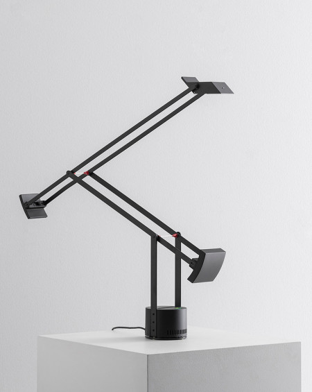 LAMPE DE TABLE TIZIO T LED NOIR 3000K ARTEMIDE