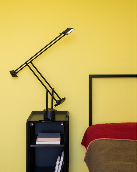 LAMPE DE TABLE TIZIO T LED NOIR 3000K ARTEMIDE