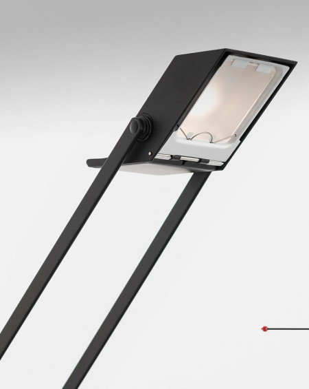 LAMPE DE TABLE TIZIO T LED NOIR 3000K ARTEMIDE